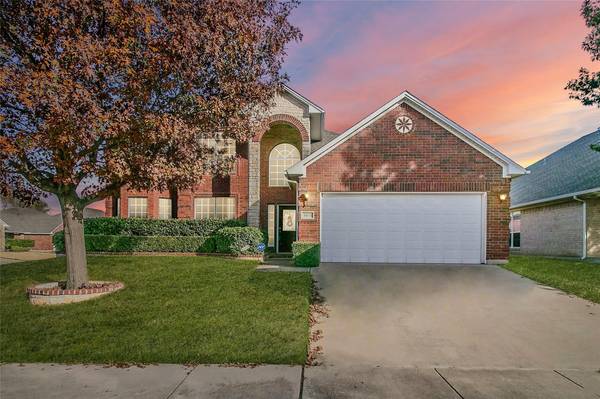 4676 Vespesian Lane, Grand Prairie, TX 75052