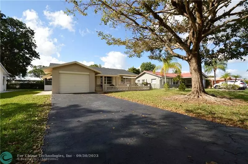 10210 NW 83RD ST, Tamarac, FL 33321