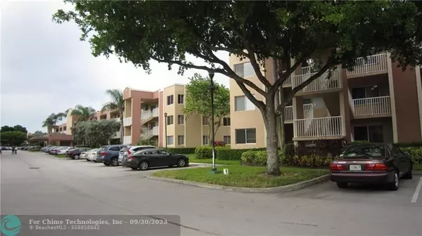 Tamarac, FL 33321,7322 N Devon Dr  #102