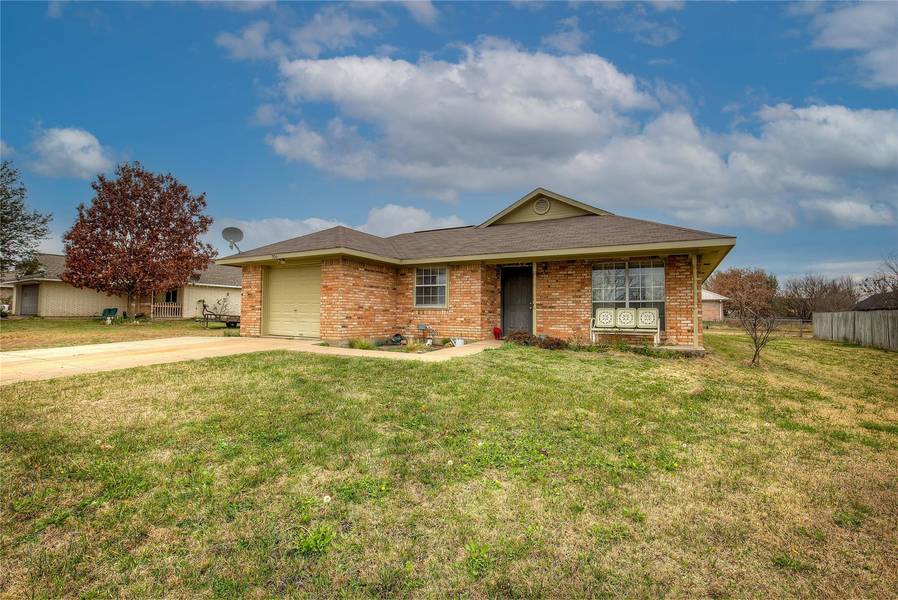 706 Windy Hill, Celeste, TX 75423