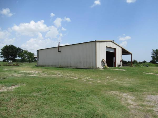 19 Ac FM 1566 W, Celeste, TX 75423