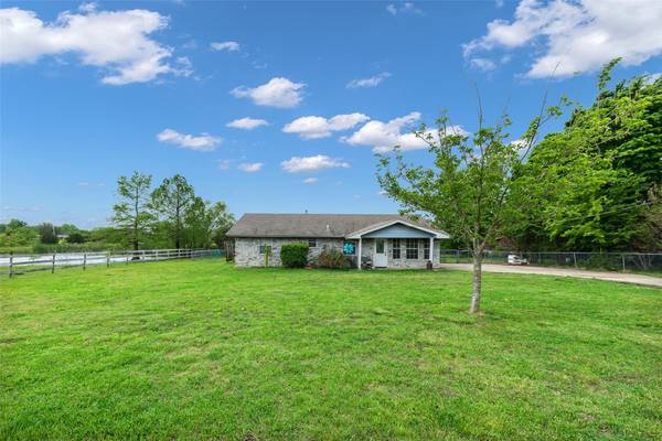 709 Windy Hill, Celeste, TX 75423