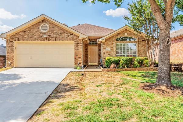 603 Douglas Drive, Mansfield, TX 76063