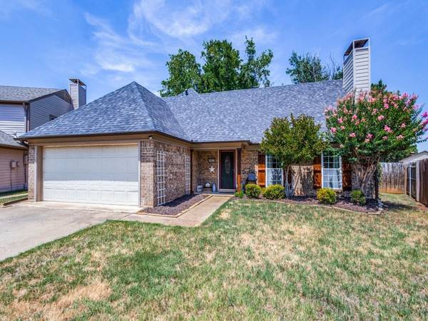 3922 Spring Meadow Lane, Flower Mound, TX 75028