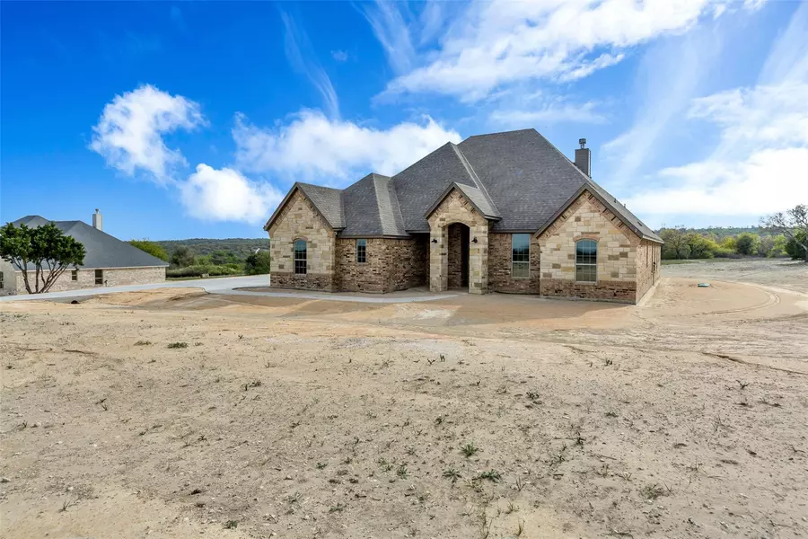 624 Veal Station Road, Weatherford, TX 76085