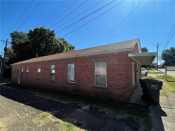 Idabel, OK 74745,4 SE Avenue A