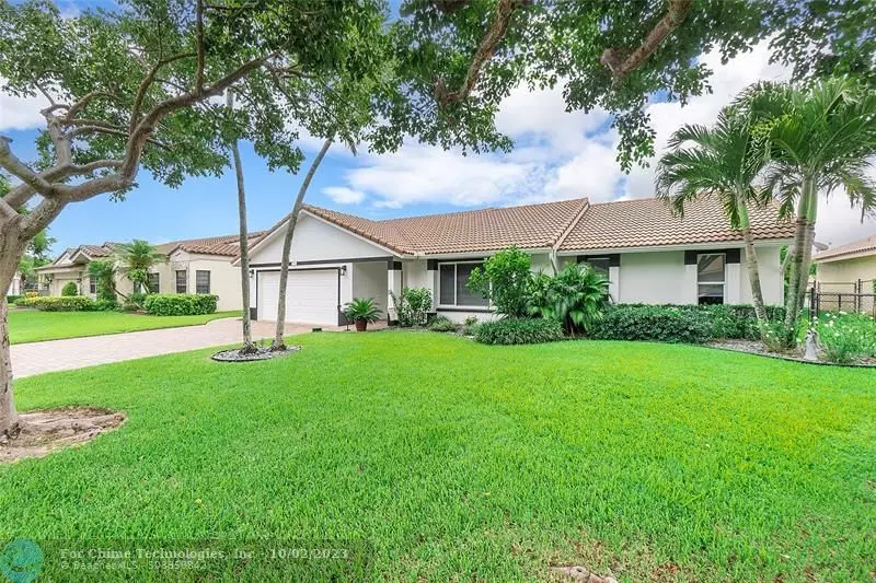 5161 NW 64th Dr, Coral Springs, FL 33067