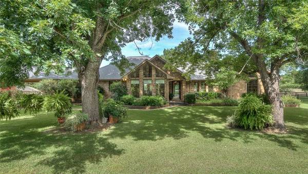 4689 VZ County Road 2602, Canton, TX 75103