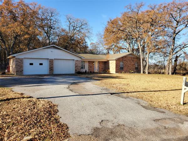 181 VZ County Road 2102, Canton, TX 75103