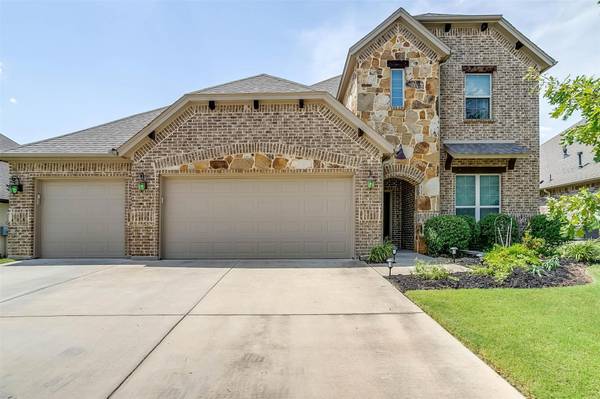 3932 Brookdale Road, Benbrook, TX 76116