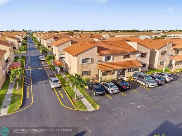 2735 W 62nd St  #103,  Hialeah,  FL 33016