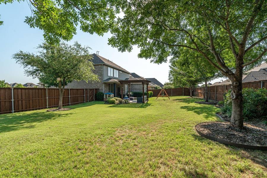 921 Navasota Trail, Mckinney, TX 75071