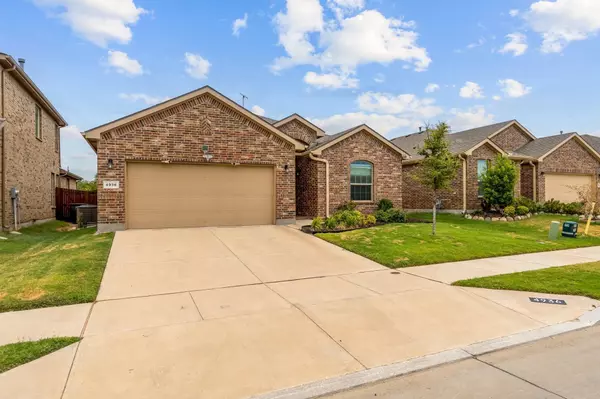 Fort Worth, TX 76179,4936 Sugarcane Lane