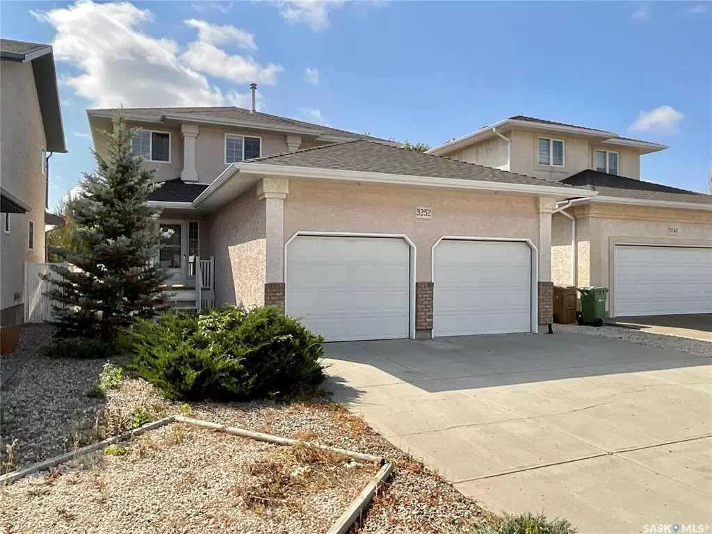 Regina, SK S4V 2Y1,3252 Thames CRESCENT E