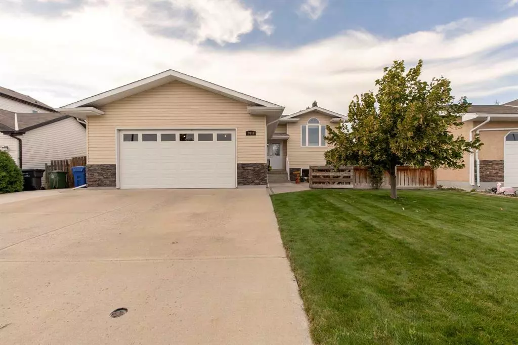 Coaldale, AB T1M 1N5,2408 9 ST