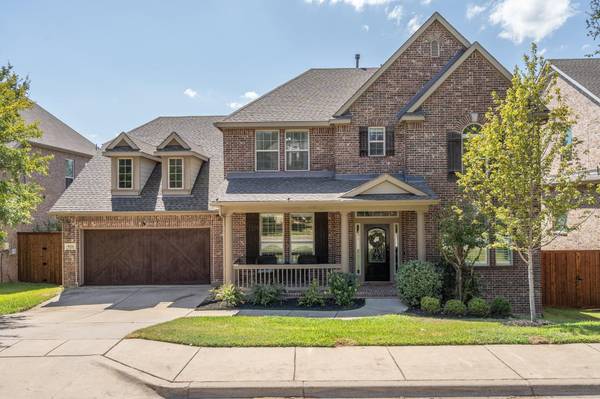 921 Spring Creek Drive, Grapevine, TX 76051