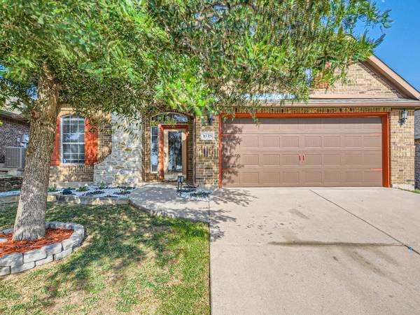 8125 Cedar Lake Lane, Fort Worth, TX 76123