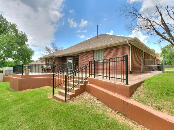 Oklahoma City, OK 73169,8004 Westwood Lane