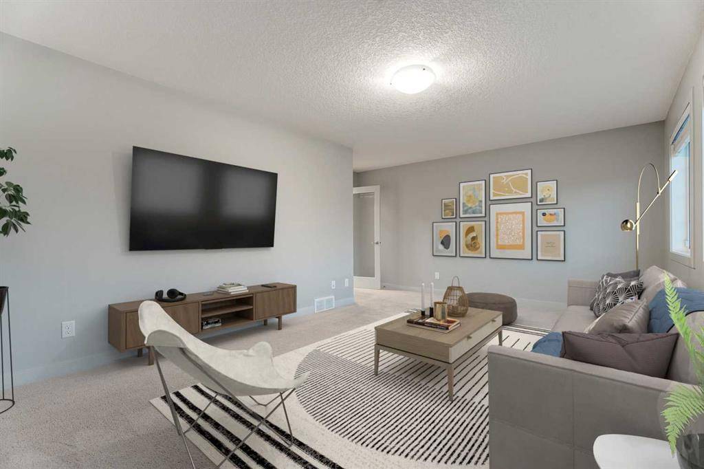 Calgary, AB T2Y 0A9,78 Everhollow AVE SW