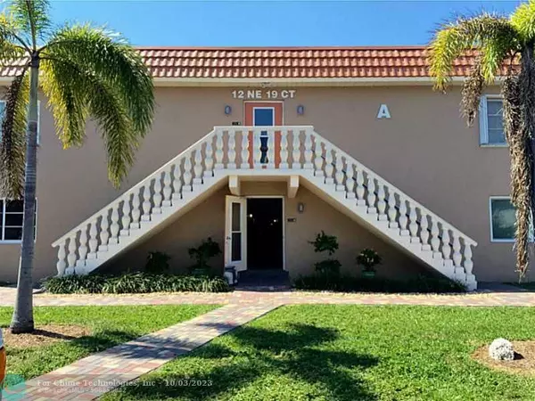 Wilton Manors, FL 33305,12 NE 19th Ct  #117A