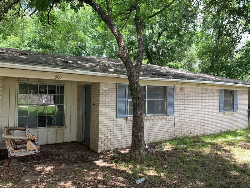 307 Front Street, Edgewood, TX 75117