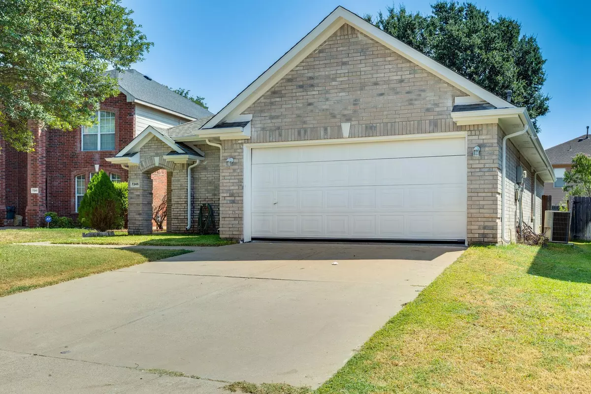 Fort Worth, TX 76133,7345 Moon Ridge Court