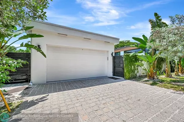 Wilton Manors, FL 33305,234 NE 23rd St