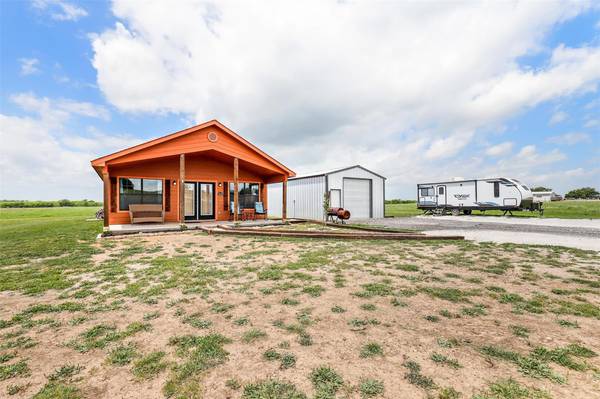 6220 County Road 1017, Joshua, TX 76058