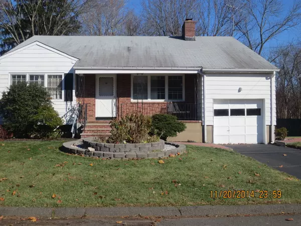 8 Nomahegan Ct, Cranford Twp., NJ 07016