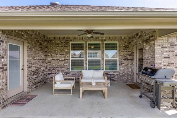 1317 Millican Lane, Aubrey, TX 76227