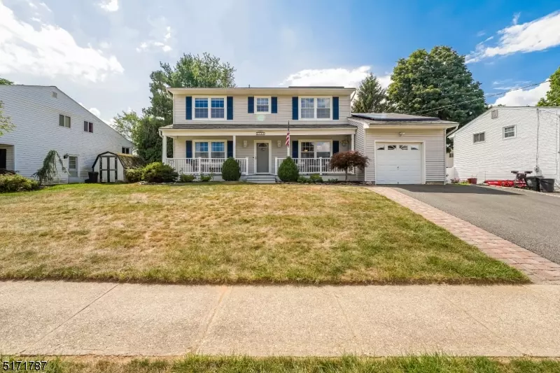 133 Clover Hill Dr, Mount Olive Twp., NJ 07836