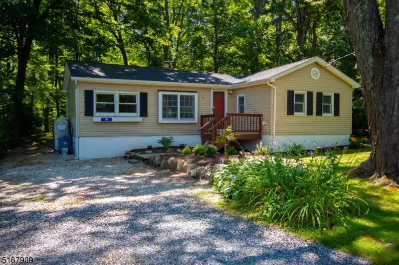 Hardyston Twp., NJ 07460,91 Tamarack Trl