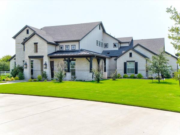 2025 Greenway Crossing Drive, Haslet, TX 76052