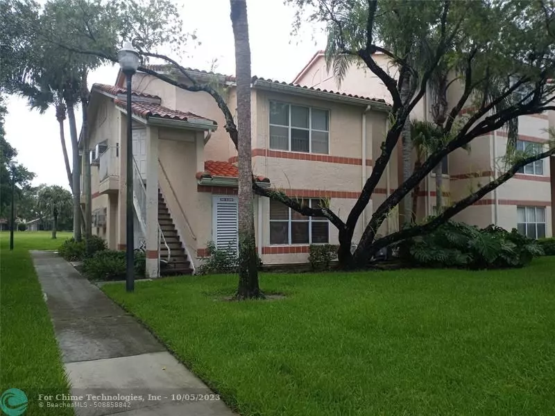 3430 Pinewalk Dr  #622, Margate, FL 33063