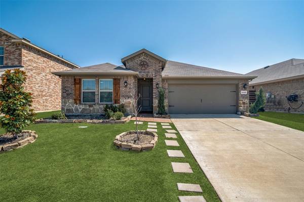 2418 Anton Drive, Forney, TX 75126