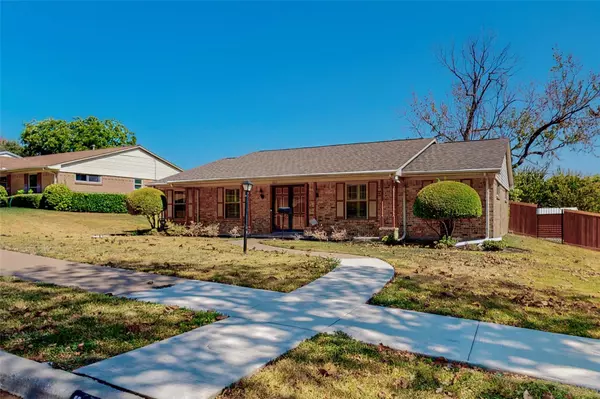 2217 Camp David Street, Mesquite, TX 75149