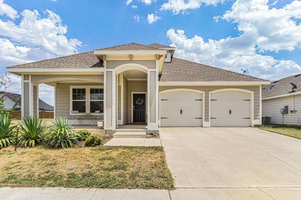 604 Timberwood Drive, Cleburne, TX 76031