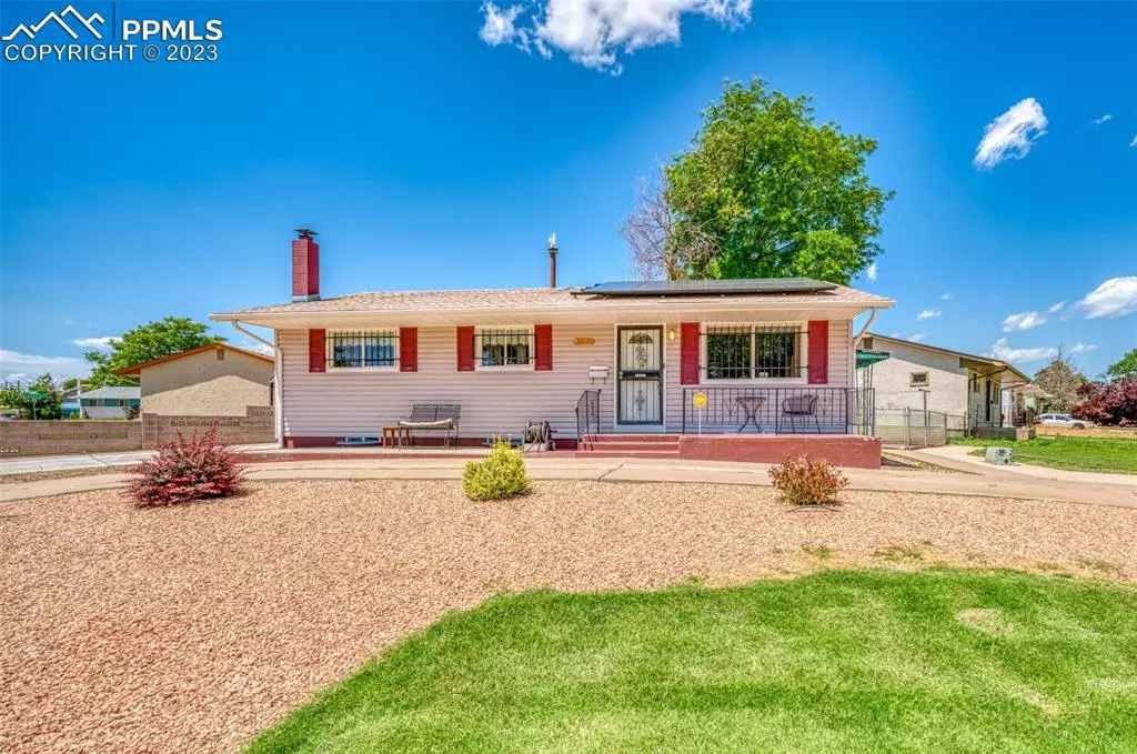 Pueblo, CO 81005,3200 Hollybrook LN