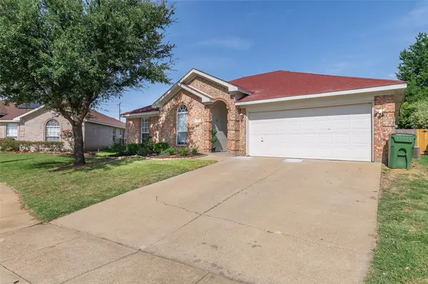 Arlington, TX 76002,308 Mcmurtry Drive