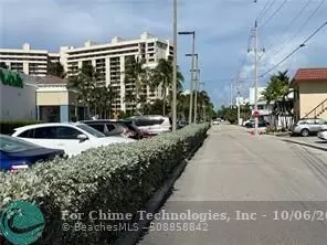 Lauderdale By The Sea, FL 33308,4652 N Poinciana St  #4