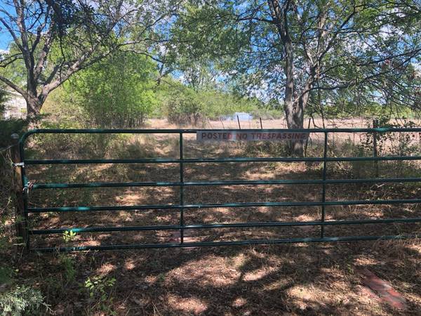 5076 County Road 4010, Blooming Grove, TX 76626