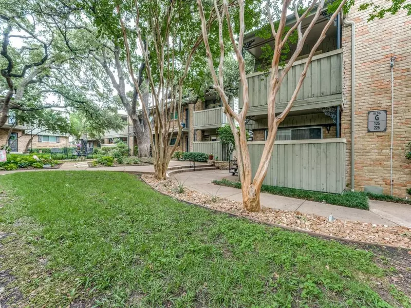 7706 Meadow Road #124, Dallas, TX 75230