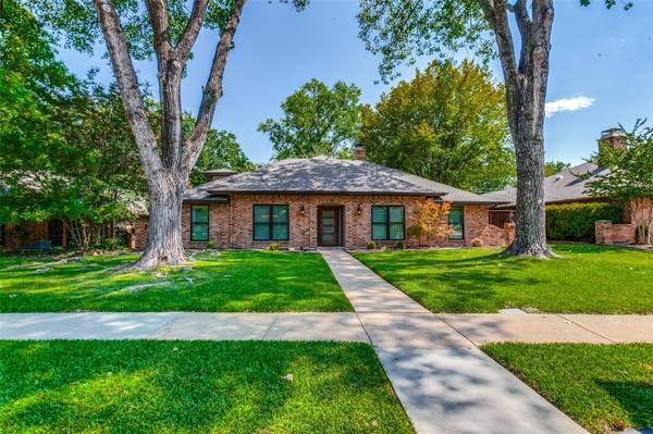 1904 Chestnut Hill Lane, Richardson, TX 75082