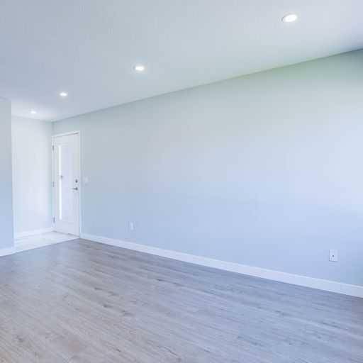 Calgary, AB T3J1K1,28 Falchurch CRES NE