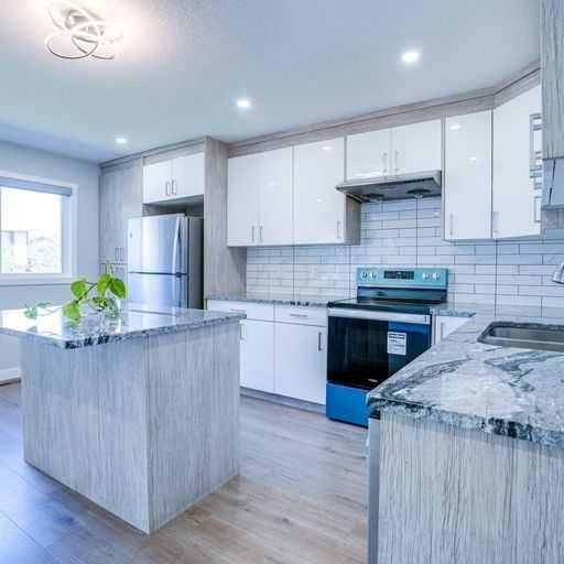 Calgary, AB T3J1K1,28 Falchurch CRES NE