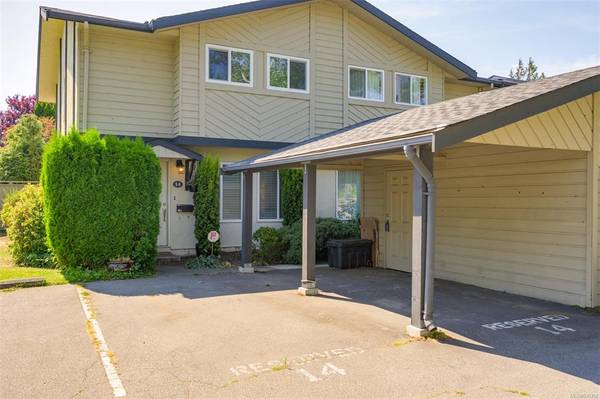 1741 McKenzie Ave #14,  Saanich,  BC V8N 1A6