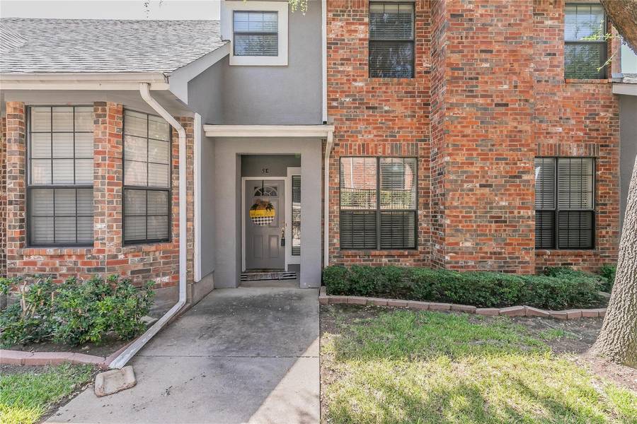 2800 Keller Springs Road #5E, Carrollton, TX 75006