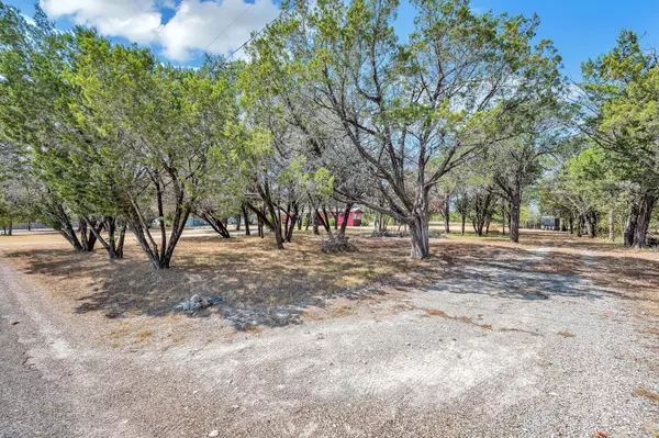 119 County Road 1701, Clifton, TX 76634