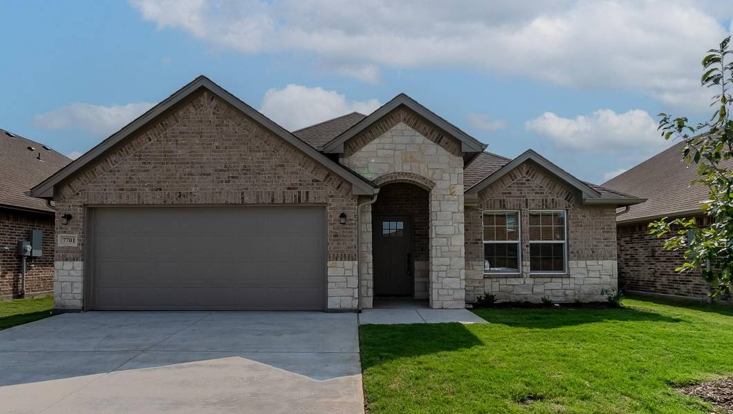 7701 Scott Lane, Greenville, TX 75402