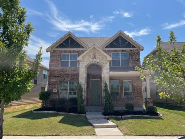 720 Whitemarsh Drive, Aubrey, TX 76227